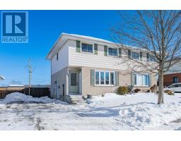 97 MOFFAT DRIVE, Cambridge, Ontario