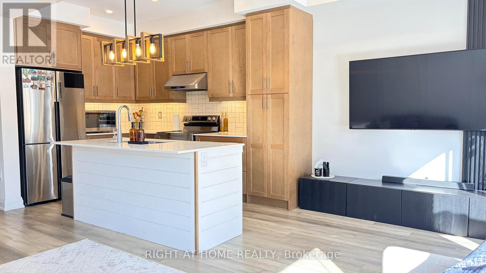 205 Longboat Run W, Brantford, Ontario  N3T 0T2 - Photo 19 - X12774482