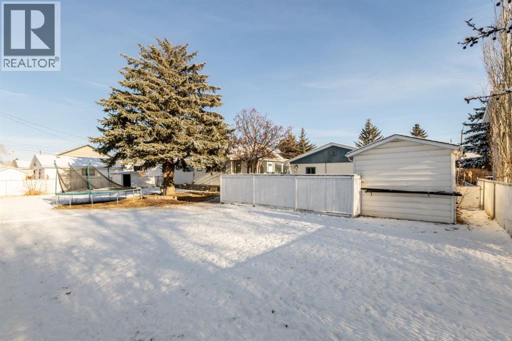 5218 Lawton Avenue, Blackfalds, Alberta  T0M 0J0 - Photo 3 - A2272665