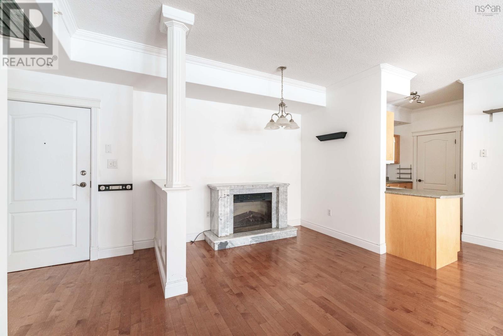 107 5523 Inglis Street, Halifax, Nova Scotia  B3H 1J9 - Photo 3 - 202602483