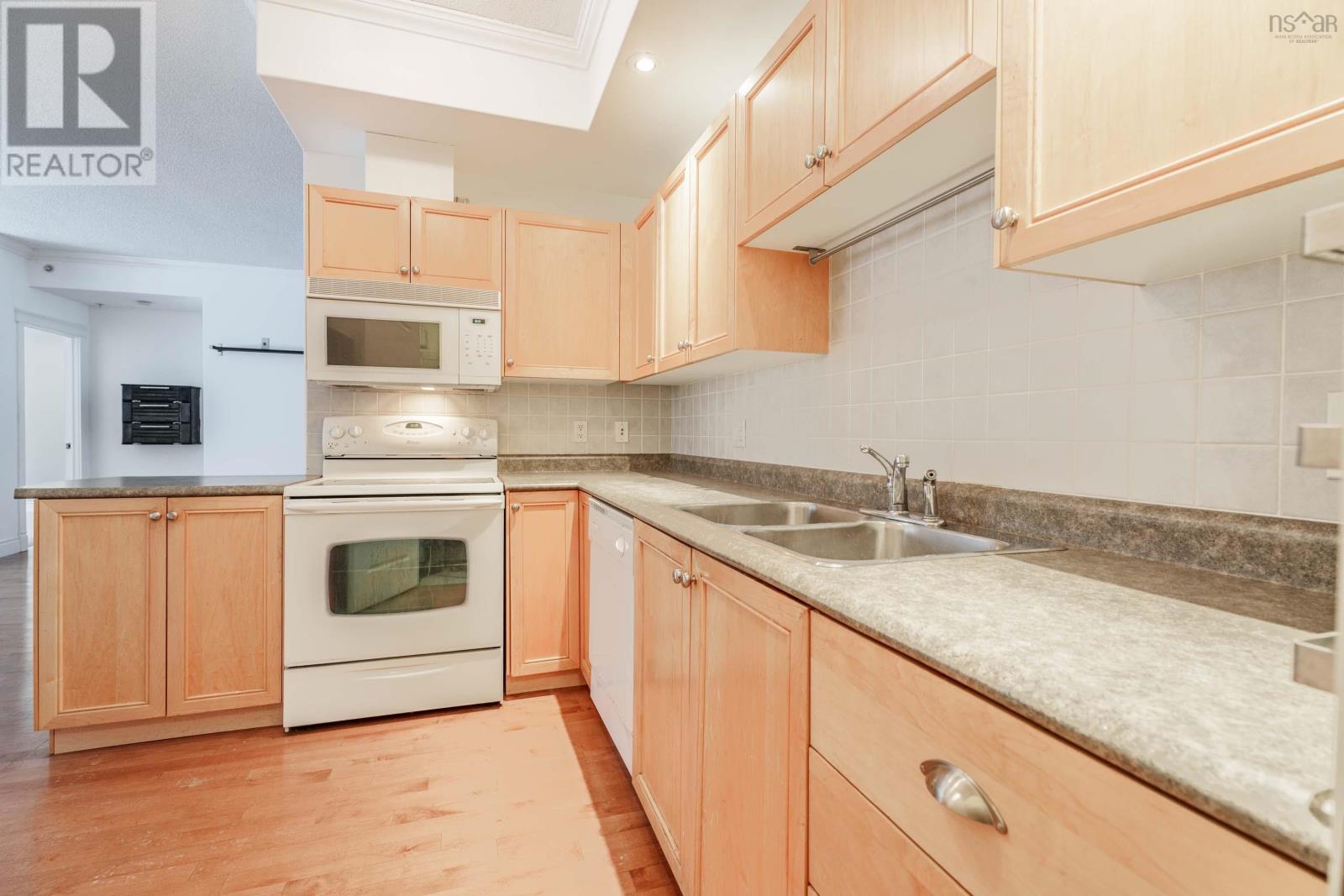 107 5523 Inglis Street, Halifax, Nova Scotia  B3H 1J9 - Photo 5 - 202602483