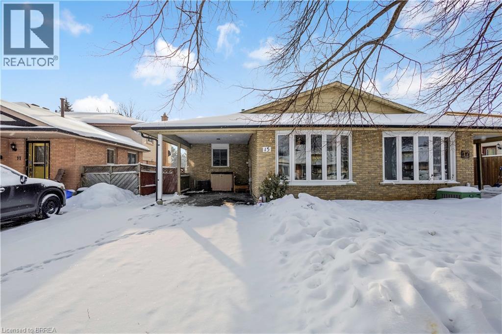 15 Autumn Road, Brantford, Ontario  N3R 7B1 - Photo 1 - 40795313