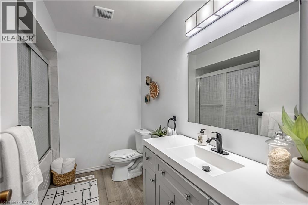 15 Autumn Road, Brantford, Ontario  N3R 7B1 - Photo 21 - 40795313