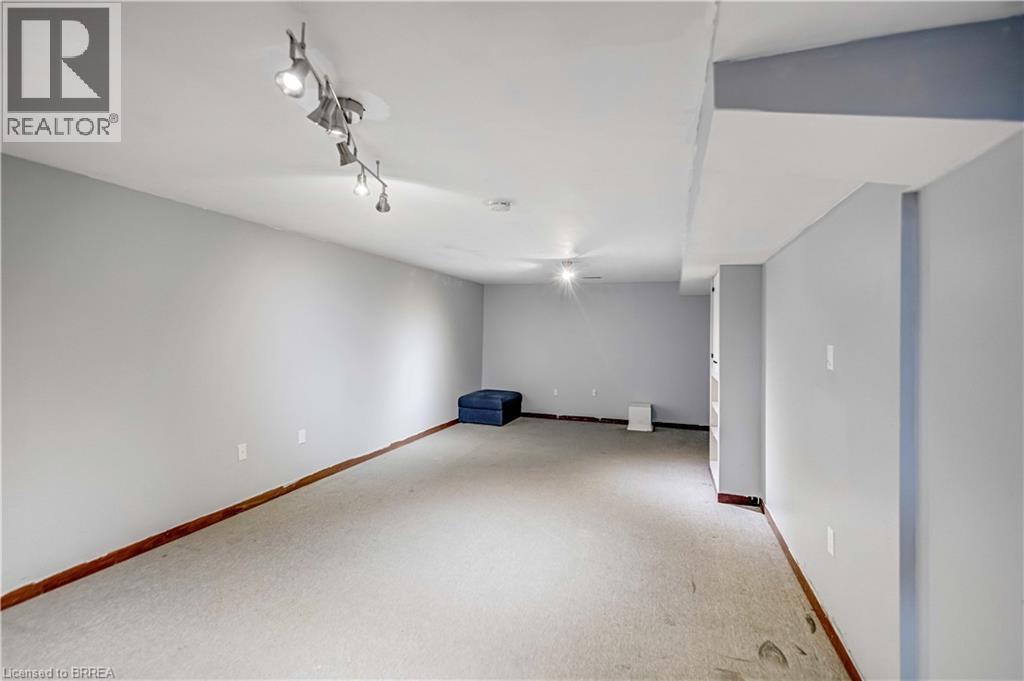 15 Autumn Road, Brantford, Ontario  N3R 7B1 - Photo 28 - 40795313