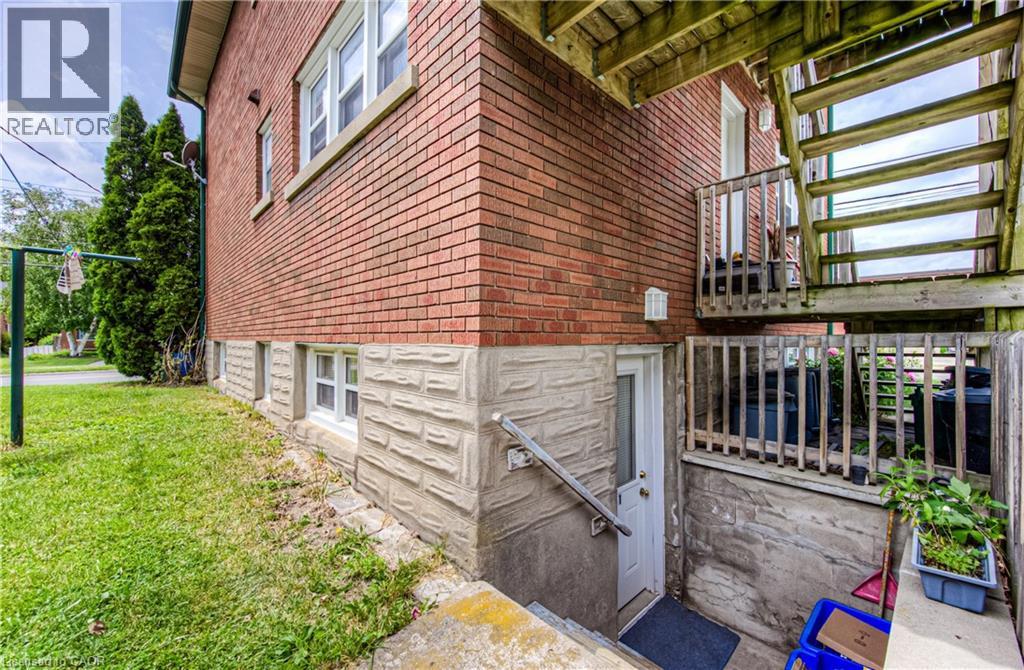 218 Margaret Avenue, Kitchener, Ontario  N2H 4J2 - Photo 13 - 40803964