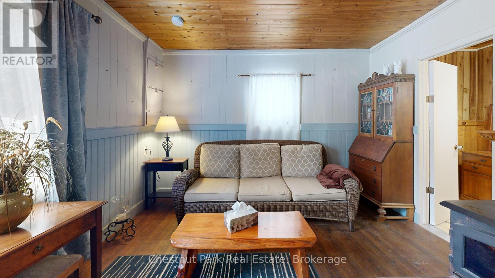 2026 Muskoka Rd 118 Road W, Muskoka Lakes, Ontario  P1L 1W8 - Photo 12 - X12774582