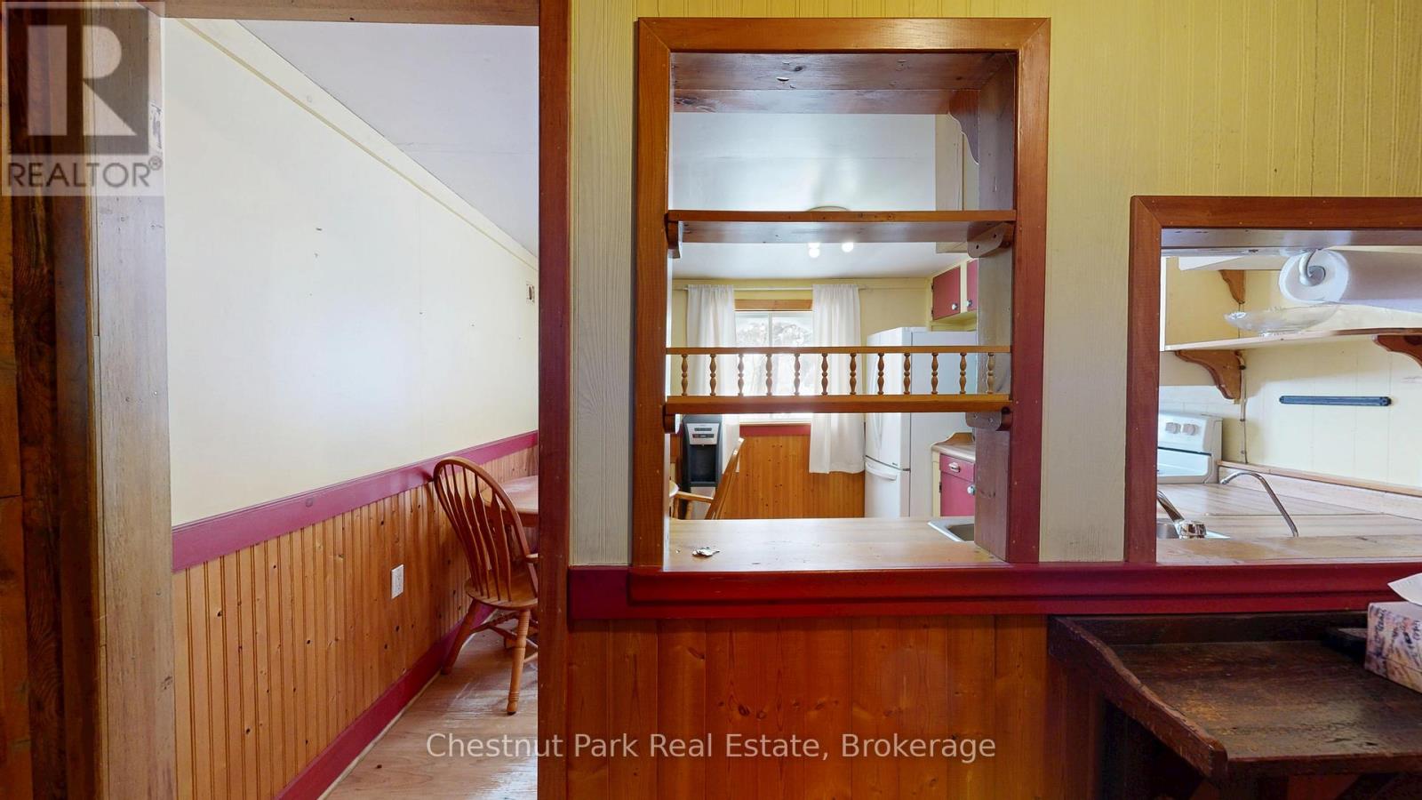 2026 Muskoka Rd 118 Road W, Muskoka Lakes, Ontario  P1L 1W8 - Photo 4 - X12774582