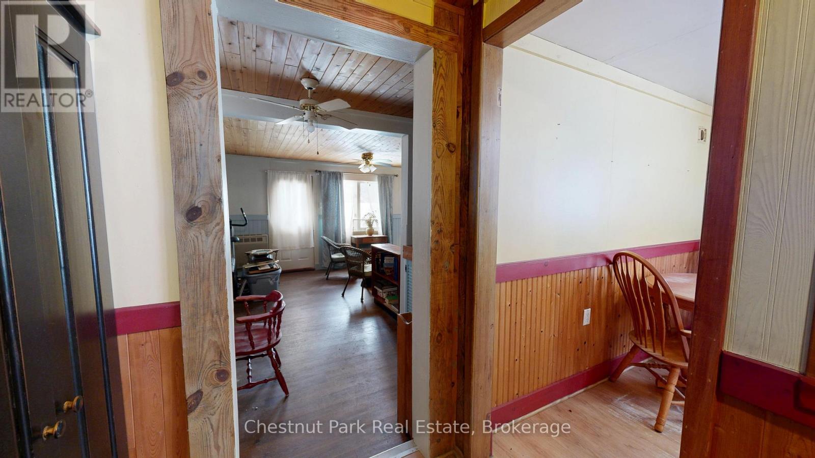 2026 Muskoka Rd 118 Road W, Muskoka Lakes, Ontario  P1L 1W8 - Photo 5 - X12774582