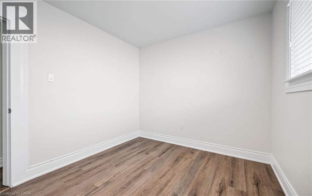 11 Rockwood Avenue, St. Catharines, Ontario  L2P 1E3 - Photo 22 - 40794830