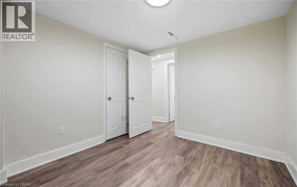 11 Rockwood Avenue, St. Catharines, Ontario  L2P 1E3 - Photo 39 - 40794830