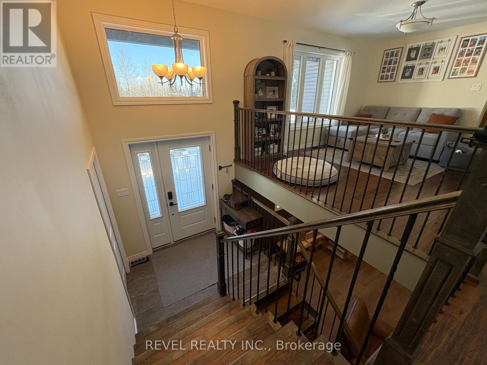 117 Wilson Road, Cochrane, Ontario  P0L 1C0 - Photo 3 - T12774674