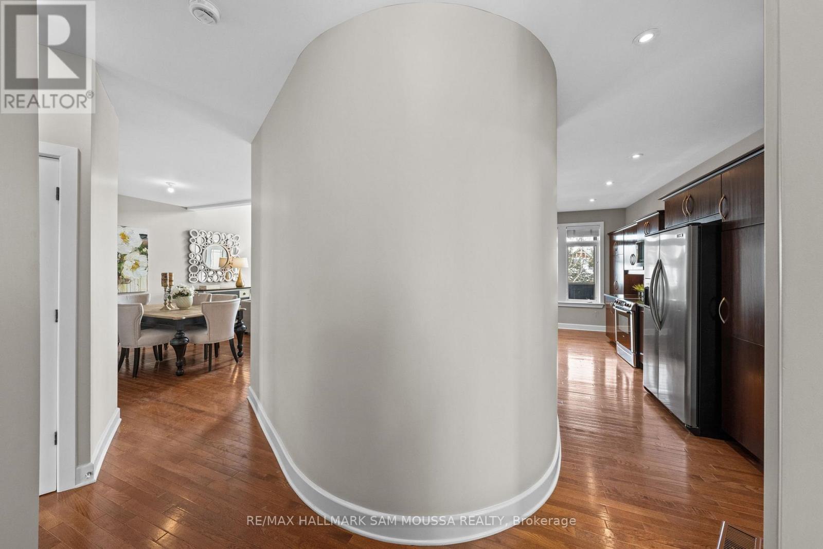 25 Marsh Sparrow Private, Ottawa, Ontario  K2K 3P1 - Photo 7 - X12774672