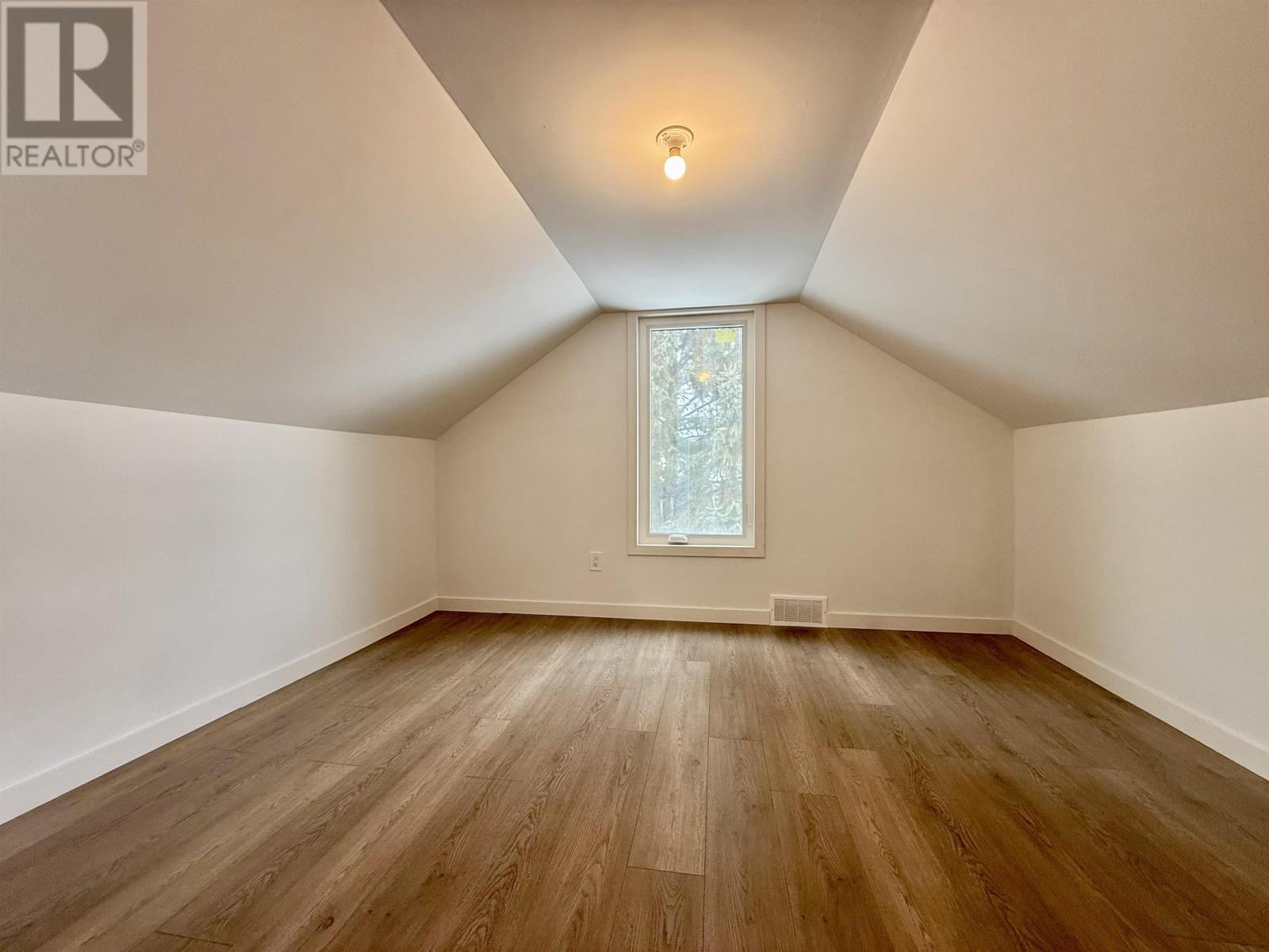 162 Brock Street E, Thunder Bay, Ontario  P7E 4H2 - Photo 14 - TB2600198