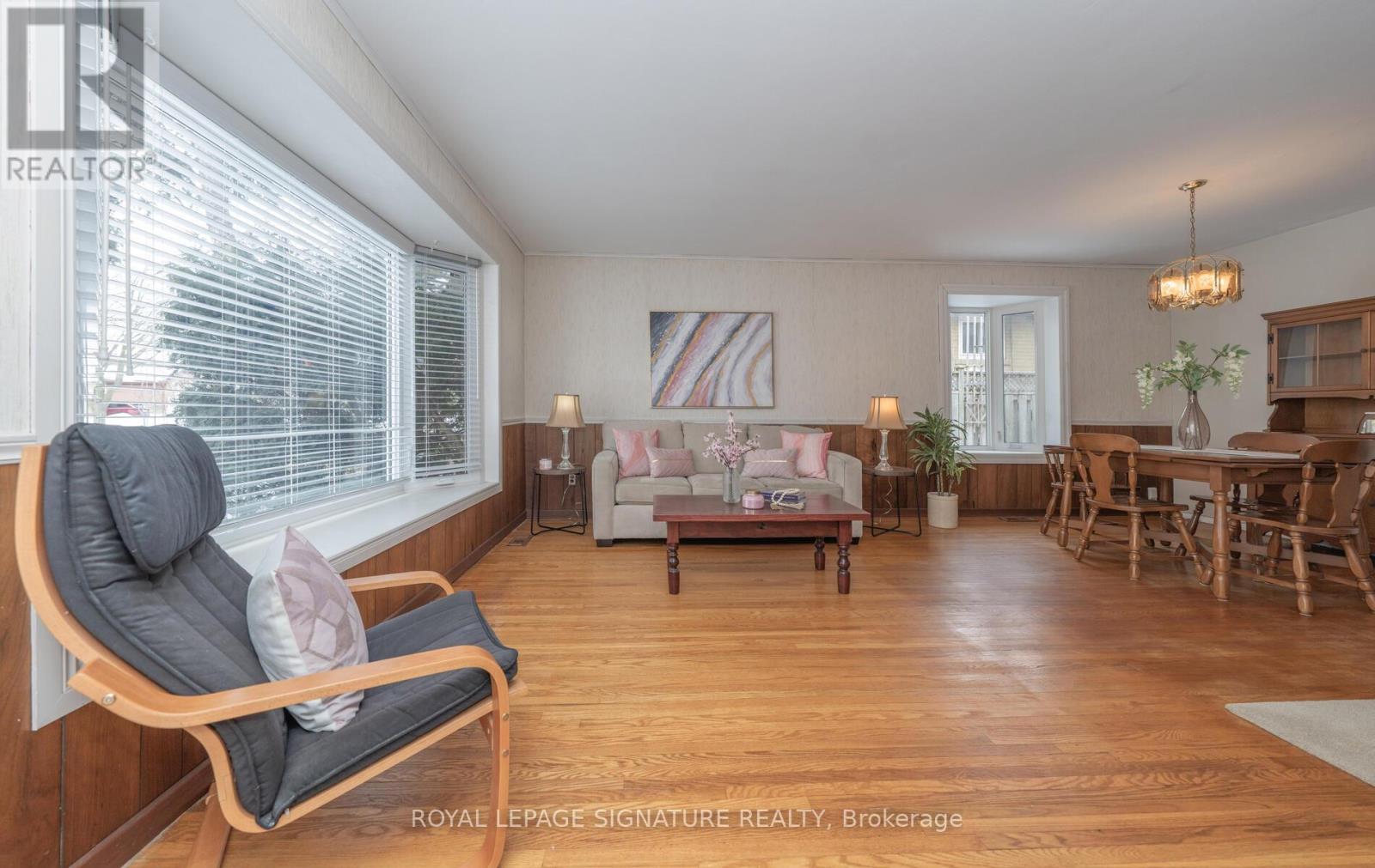 7 Mountland Drive, Toronto, Ontario  M1G 2N5 - Photo 5 - E12774378