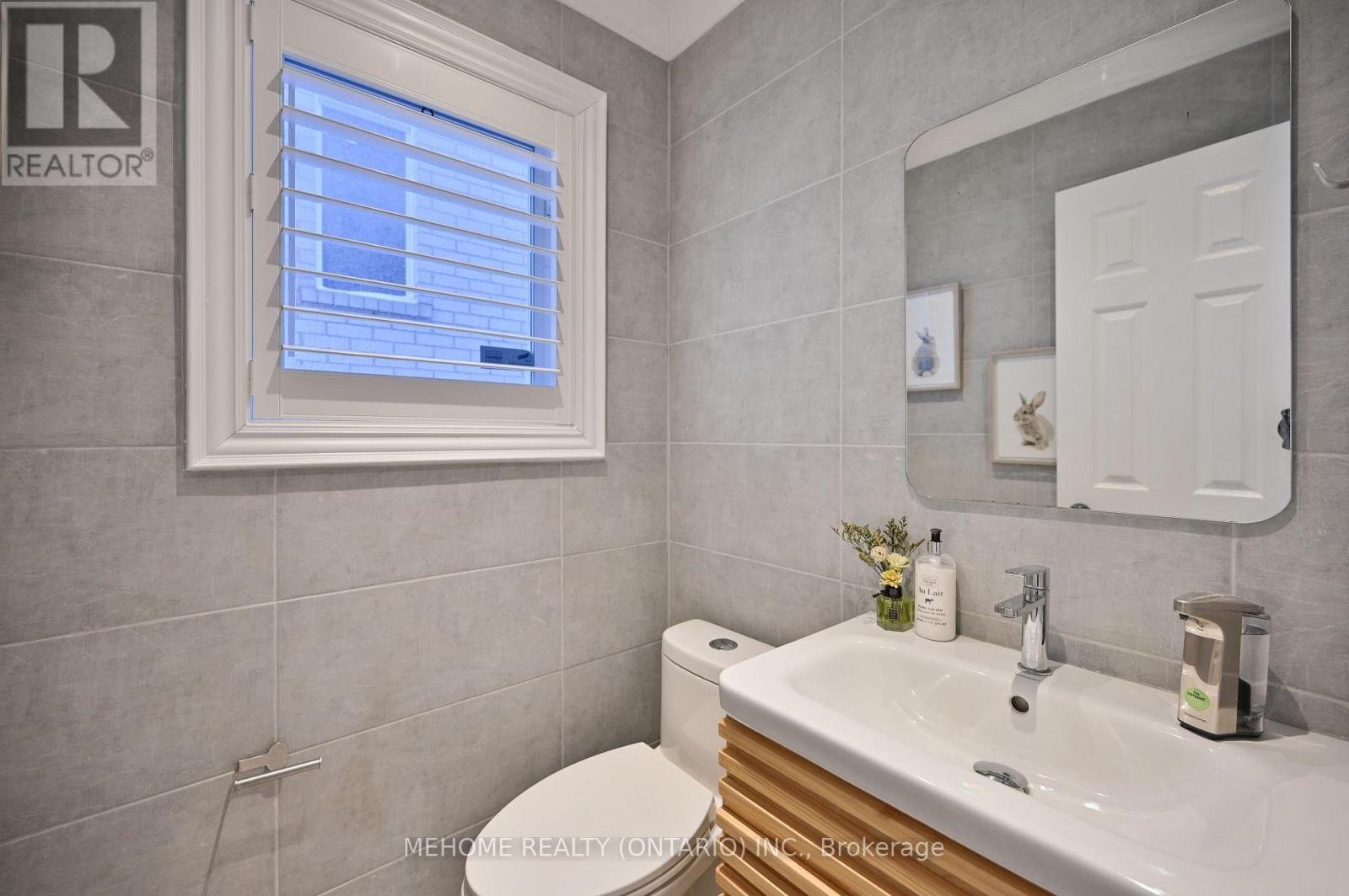 94 Manorheights Street, Richmond Hill, Ontario  L4S 2H5 - Photo 19 - N12774254