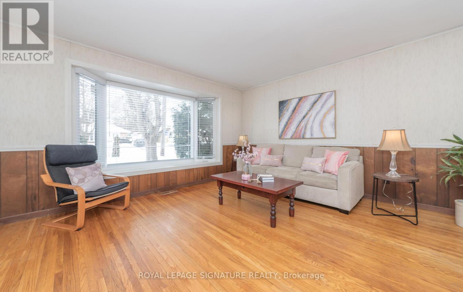 7 Mountland Drive, Toronto, Ontario  M1G 2N5 - Photo 6 - E12774378