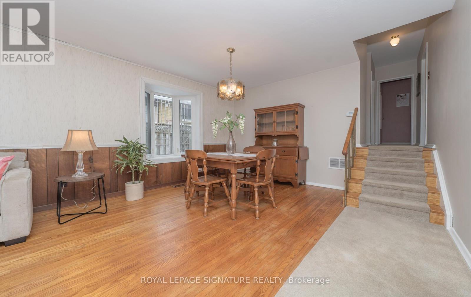 7 Mountland Drive, Toronto, Ontario  M1G 2N5 - Photo 9 - E12774378