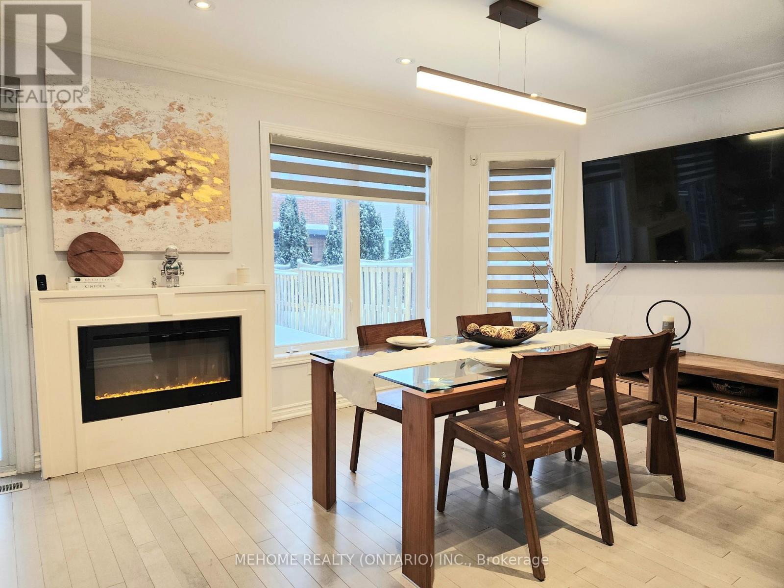 94 Manorheights Street, Richmond Hill, Ontario  L4S 2H5 - Photo 14 - N12774254