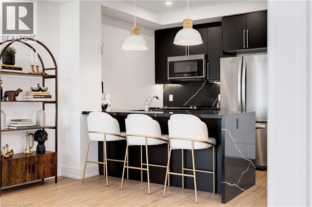 470 E Dundas Street E Unit# 803, Waterdown, Ontario  L8B 2A6 - Photo 2 - 40804125