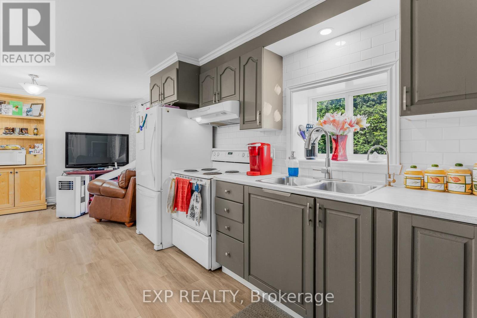 309-313 Front Road, Hawkesbury, Ontario  K6A 2T1 - Photo 39 - X12752384