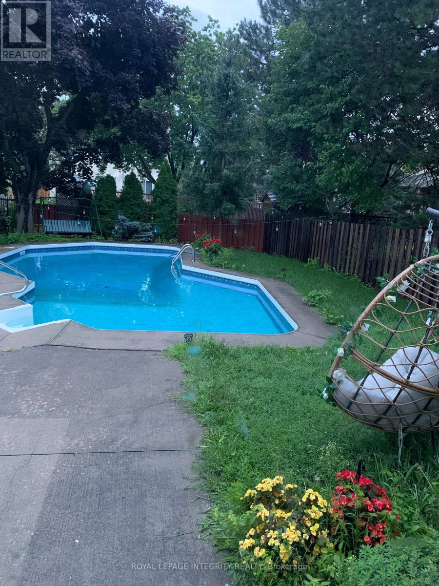 830 Acadian Gardens, Ottawa, Ontario  K1C 2V6 - Photo 39 - X12764850