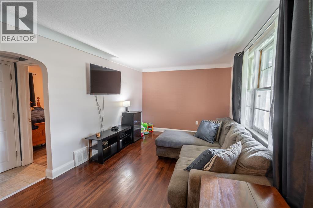 558 Kintail Street, Sarnia, Ontario  N7T 1Z1 - Photo 7 - 26002907