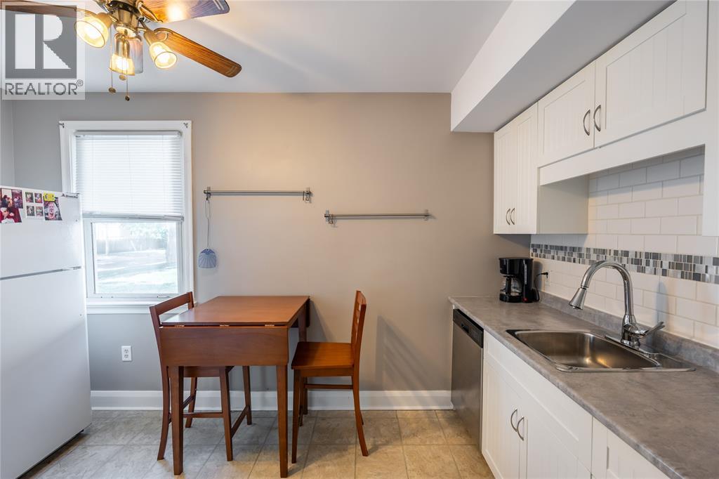 558 Kintail Street, Sarnia, Ontario  N7T 1Z1 - Photo 6 - 26002907