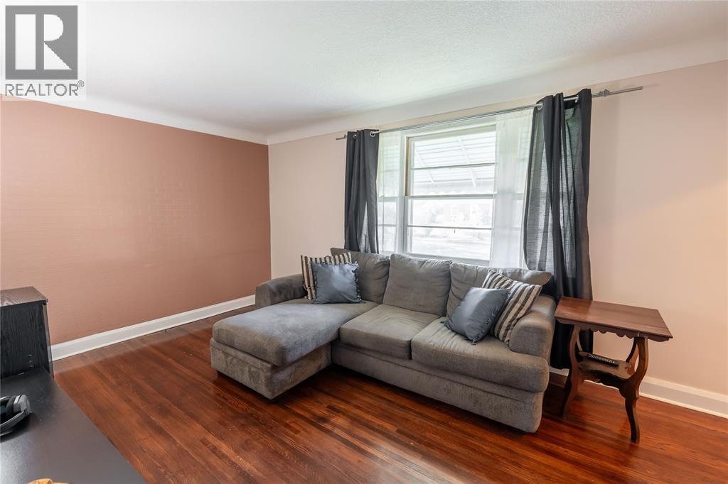 558 Kintail Street, Sarnia, Ontario  N7T 1Z1 - Photo 8 - 26002907