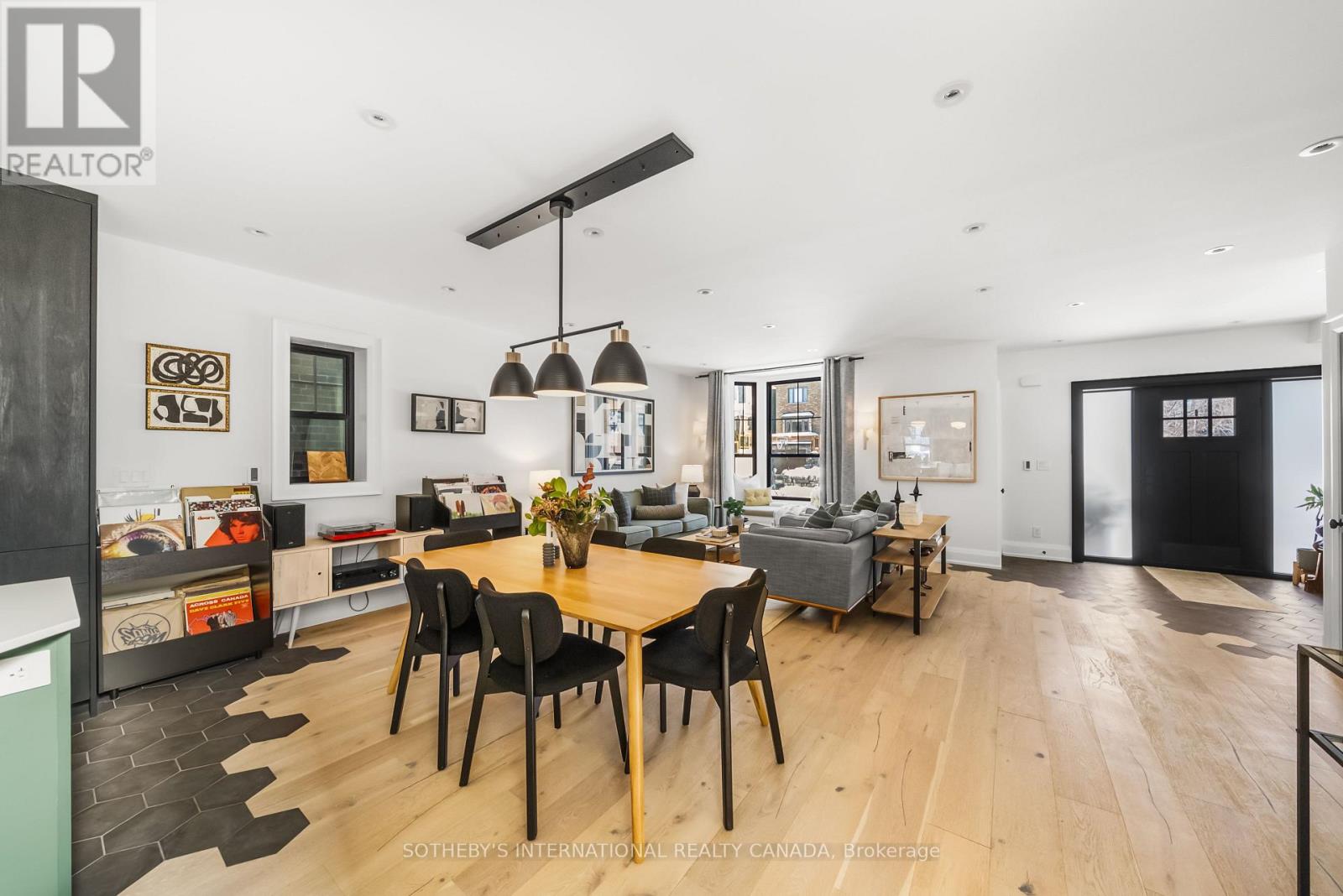 212 Winona Drive, Toronto, Ontario  M6C 3S2 - Photo 10 - C12774550