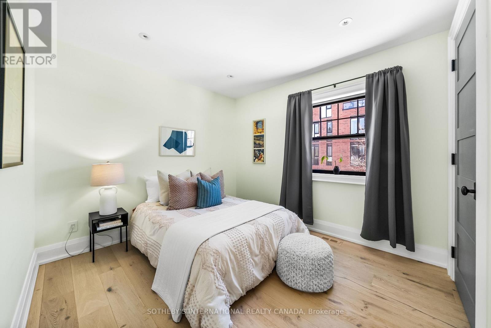 212 Winona Drive, Toronto, Ontario  M6C 3S2 - Photo 21 - C12774550