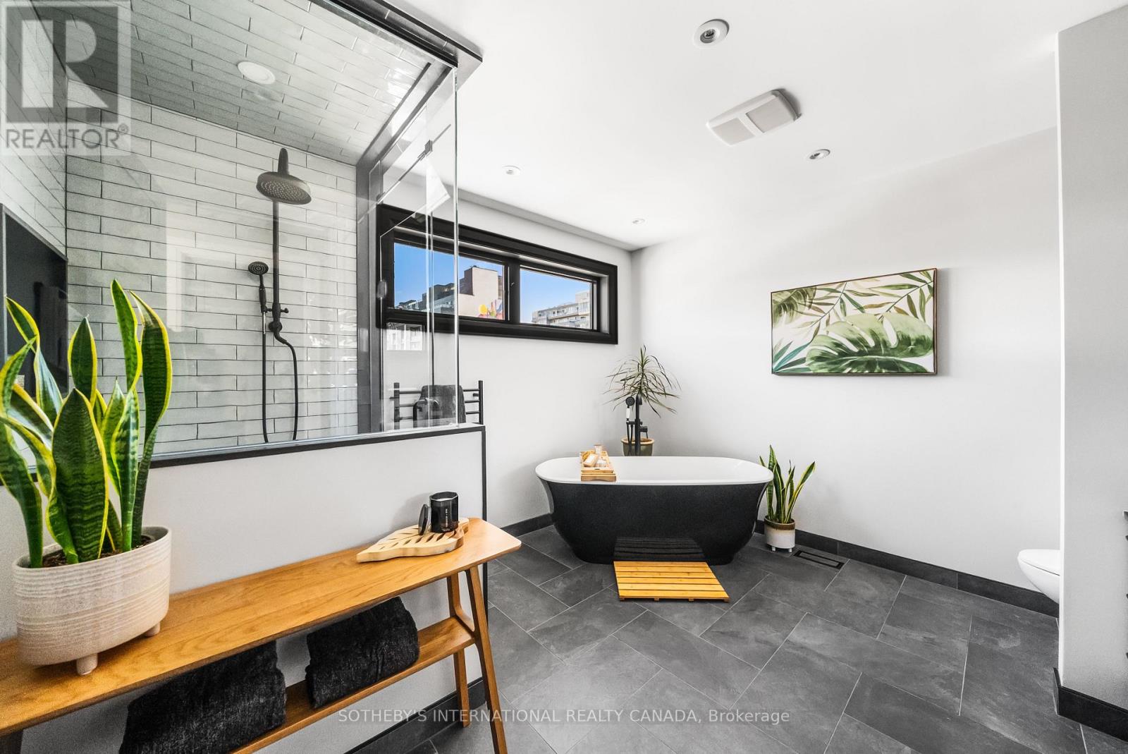 212 Winona Drive, Toronto, Ontario  M6C 3S2 - Photo 27 - C12774550