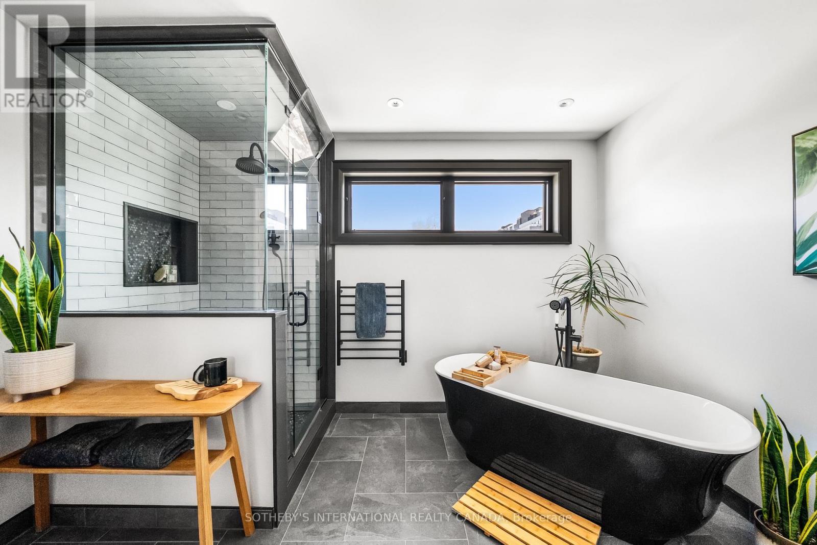 212 Winona Drive, Toronto, Ontario  M6C 3S2 - Photo 28 - C12774550