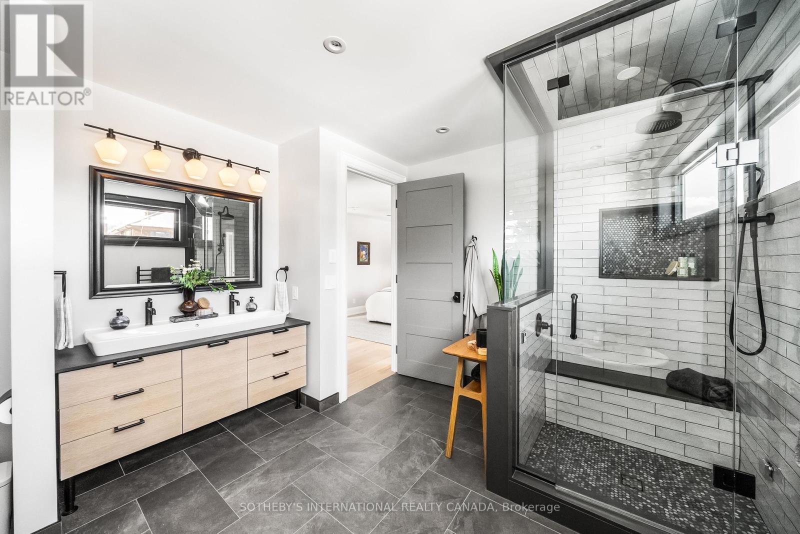 212 Winona Drive, Toronto, Ontario  M6C 3S2 - Photo 31 - C12774550