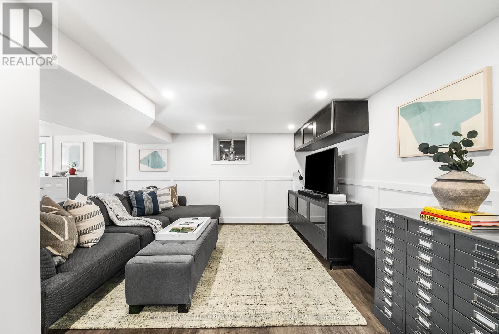 212 Winona Drive, Toronto, Ontario  M6C 3S2 - Photo 39 - C12774550