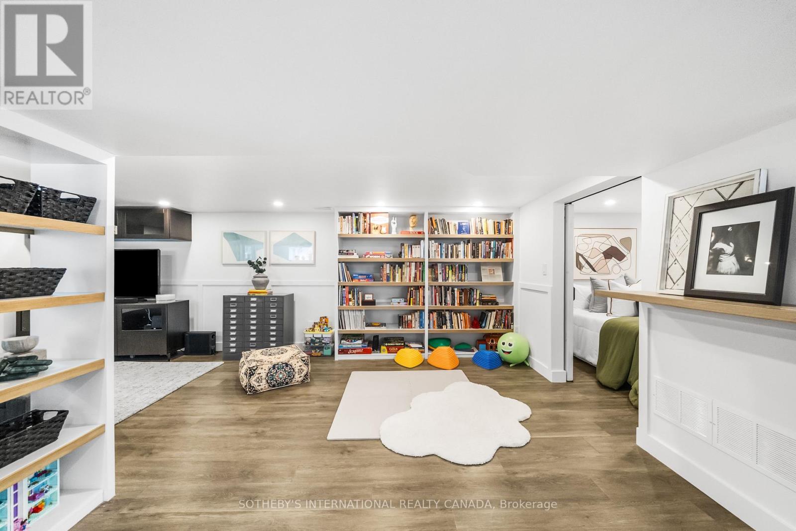 212 Winona Drive, Toronto, Ontario  M6C 3S2 - Photo 42 - C12774550