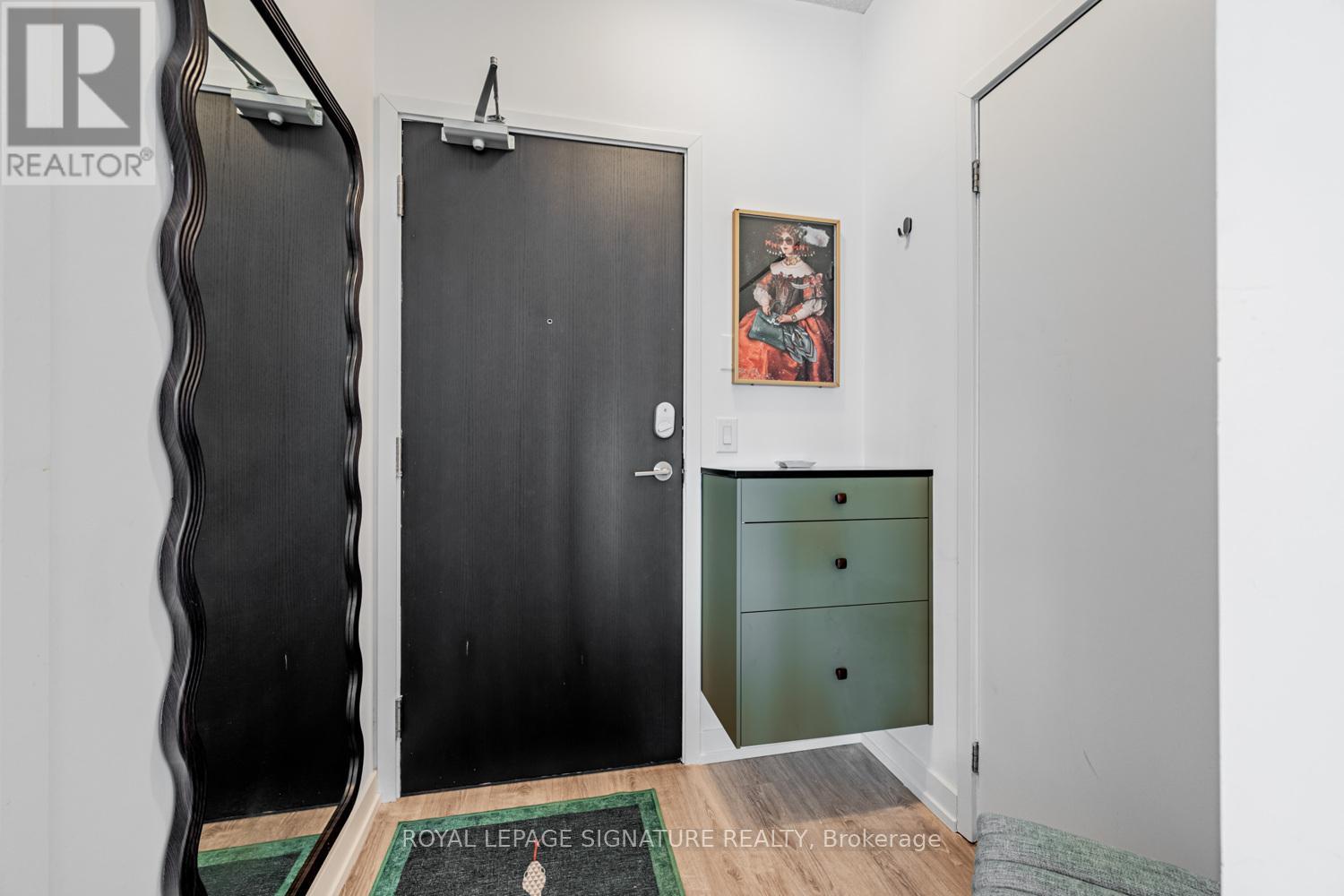 1207 - 200 Sackville Street, Toronto, Ontario  M5A 0C4 - Photo 2 - C12774578