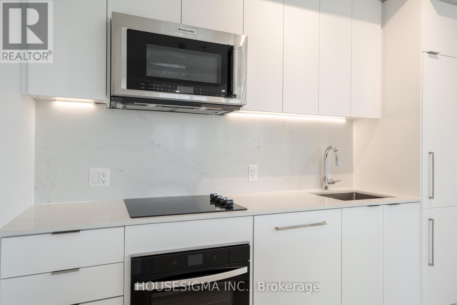 206 - 181 Sheppard Avenue E, Toronto, Ontario  M2N 0L9 - Photo 2 - C12774602