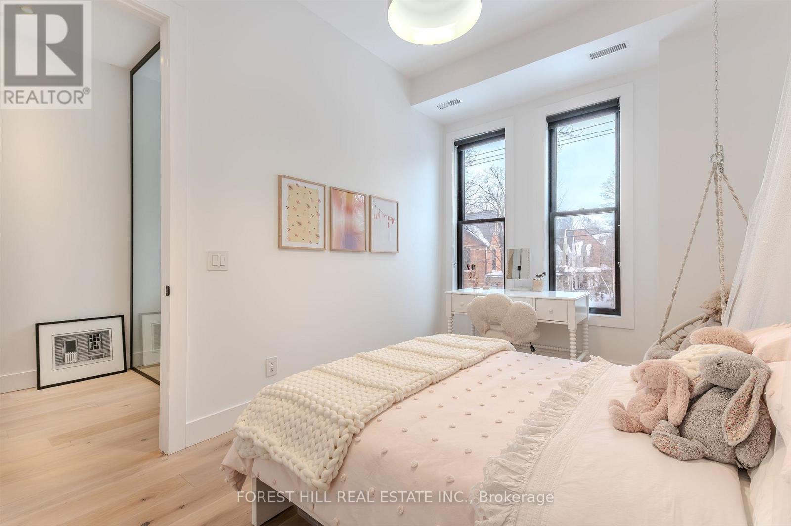 126 Robert Street, Toronto, Ontario  M5S 2K3 - Photo 29 - C12774642