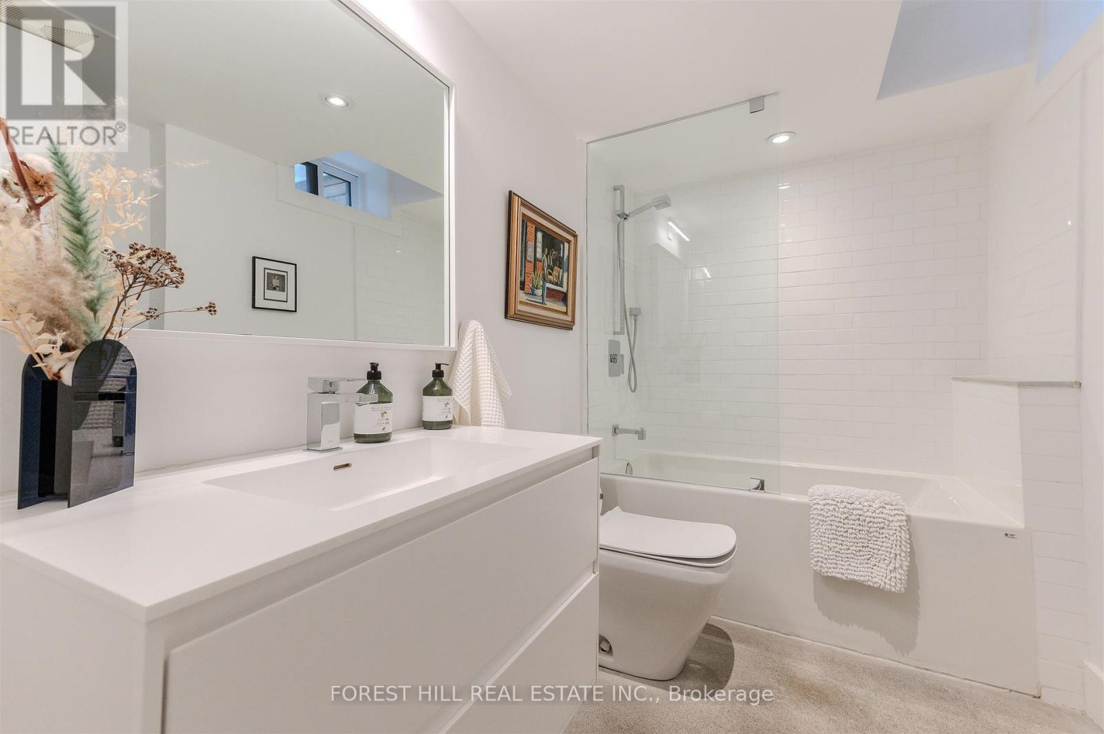 126 Robert Street, Toronto, Ontario  M5S 2K3 - Photo 40 - C12774642