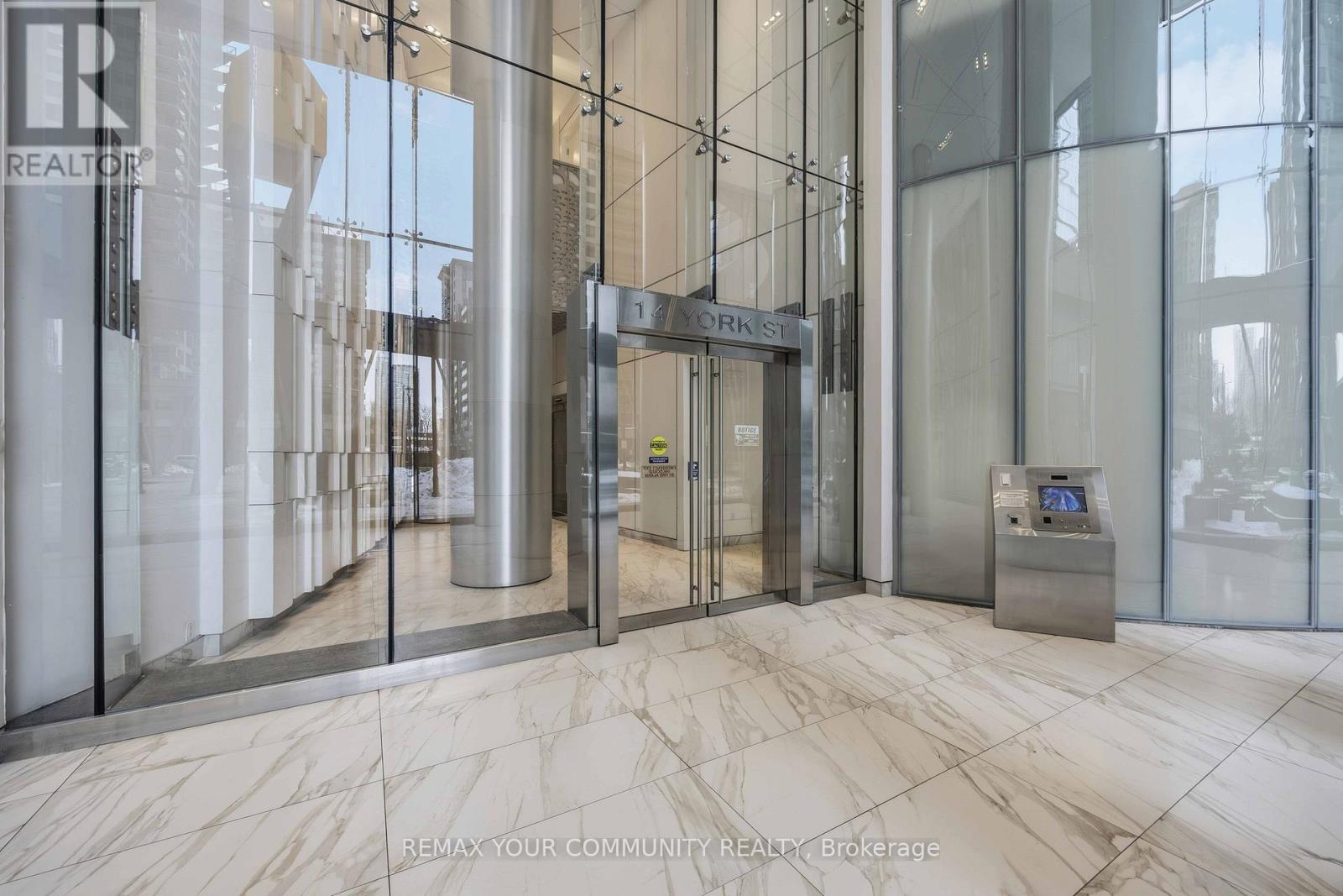 2302 - 14 York Street, Toronto, Ontario  M5J 0B1 - Photo 2 - C12774690