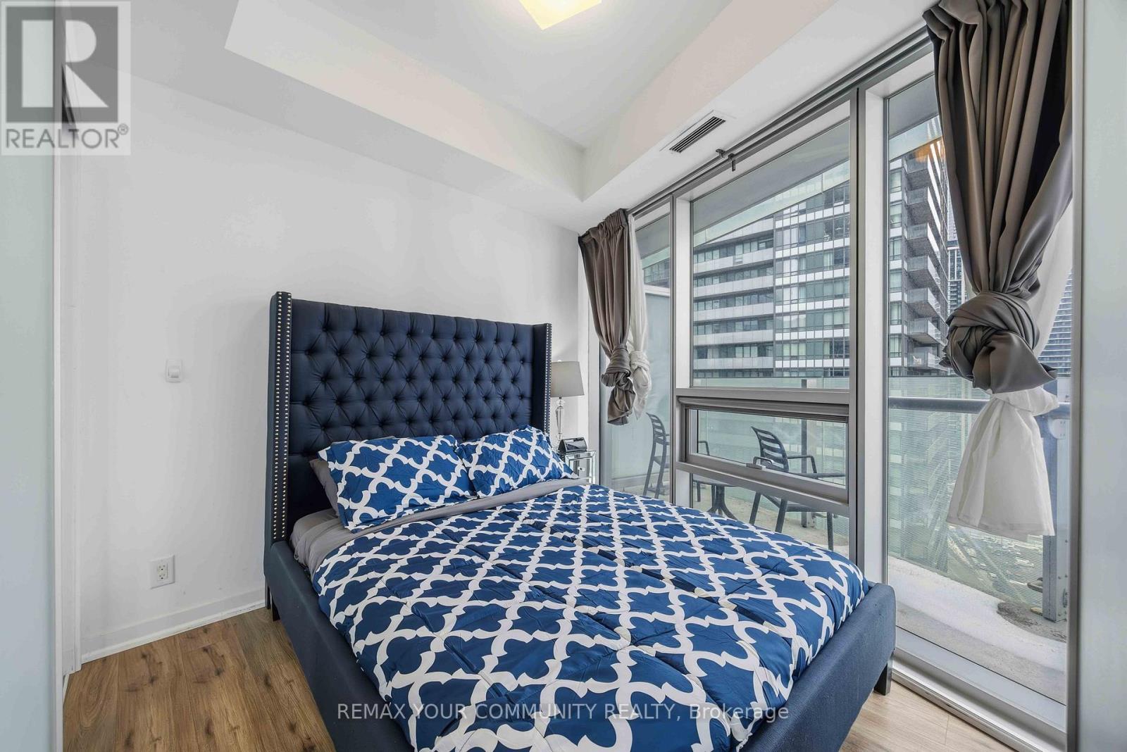 2302 - 14 York Street, Toronto, Ontario  M5J 0B1 - Photo 20 - C12774690