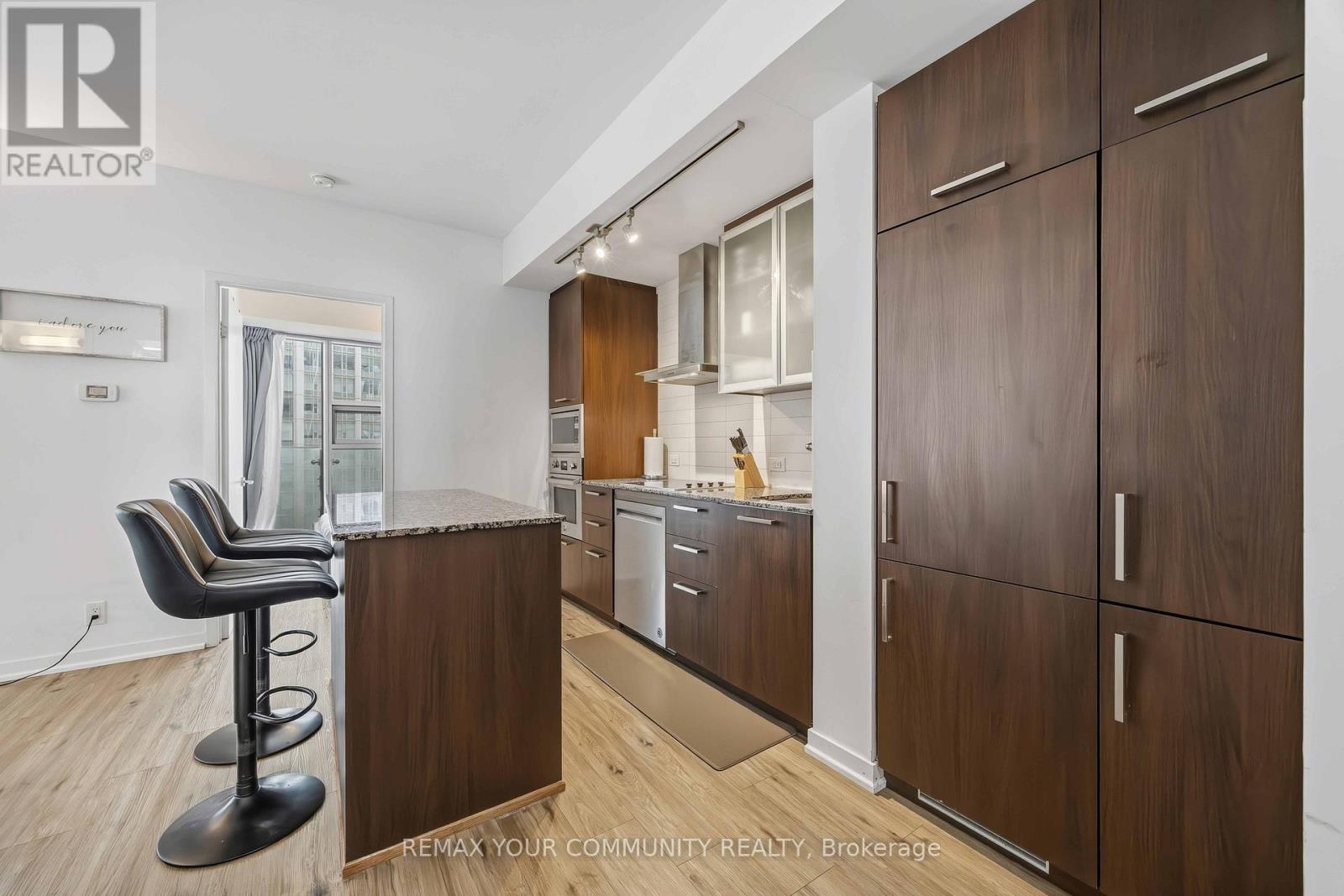 2302 - 14 York Street, Toronto, Ontario  M5J 0B1 - Photo 6 - C12774690