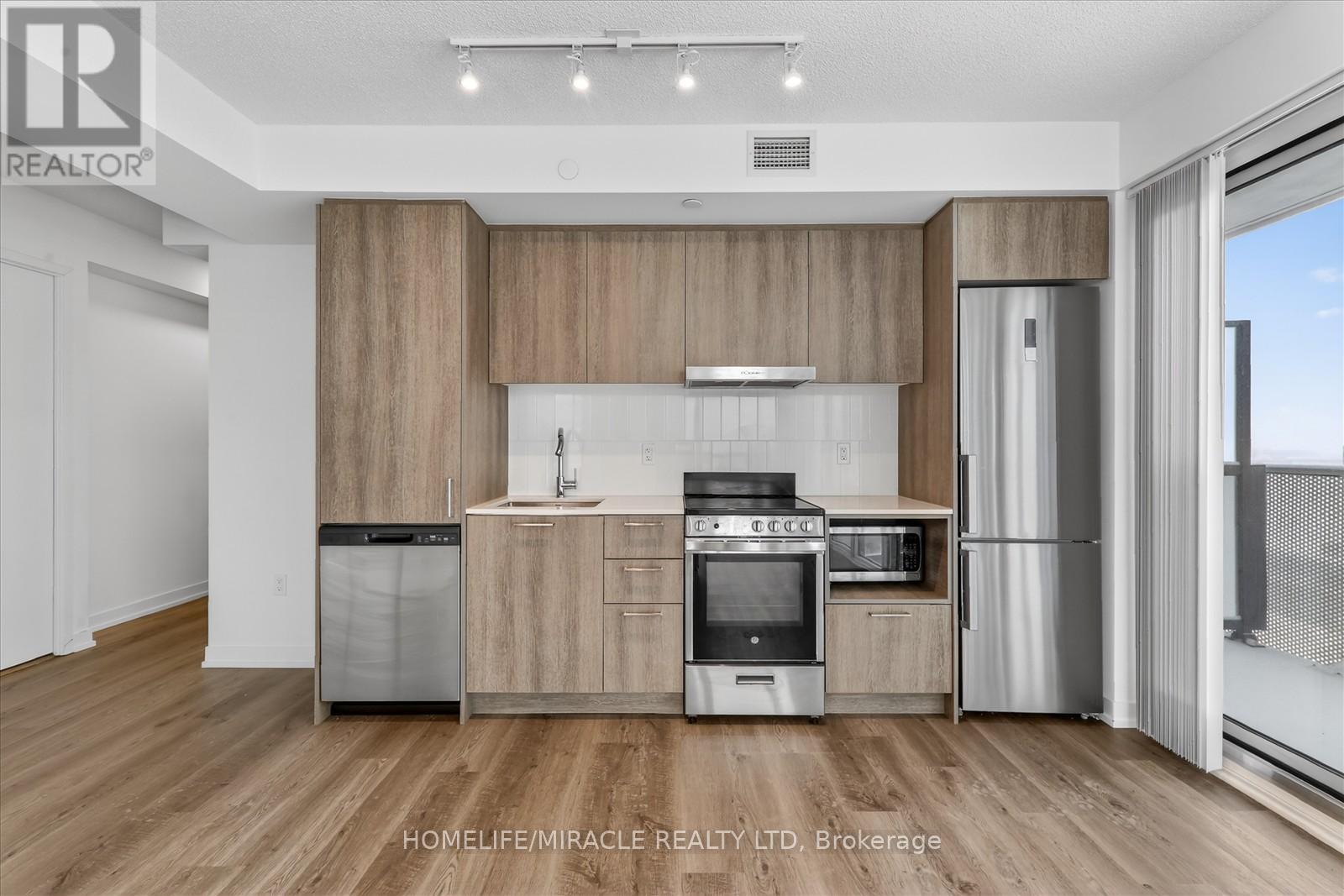 915 - 195 Commerce Street, Vaughan, Ontario  L4K 0P9 - Photo 14 - N12653860