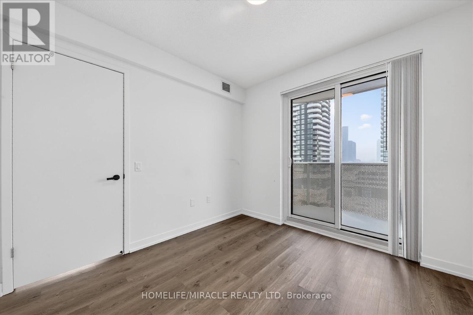 915 - 195 Commerce Street, Vaughan, Ontario  L4K 0P9 - Photo 23 - N12653860