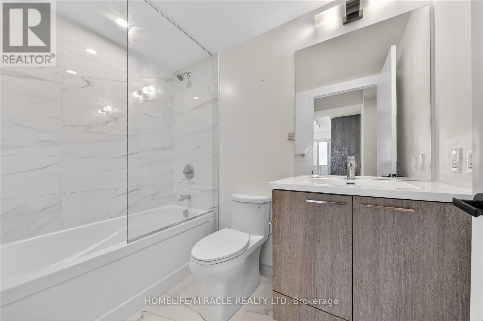 915 - 195 Commerce Street, Vaughan, Ontario  L4K 0P9 - Photo 11 - N12768840