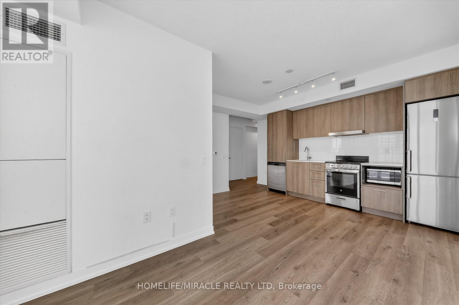 915 - 195 Commerce Street, Vaughan, Ontario  L4K 0P9 - Photo 18 - N12768840