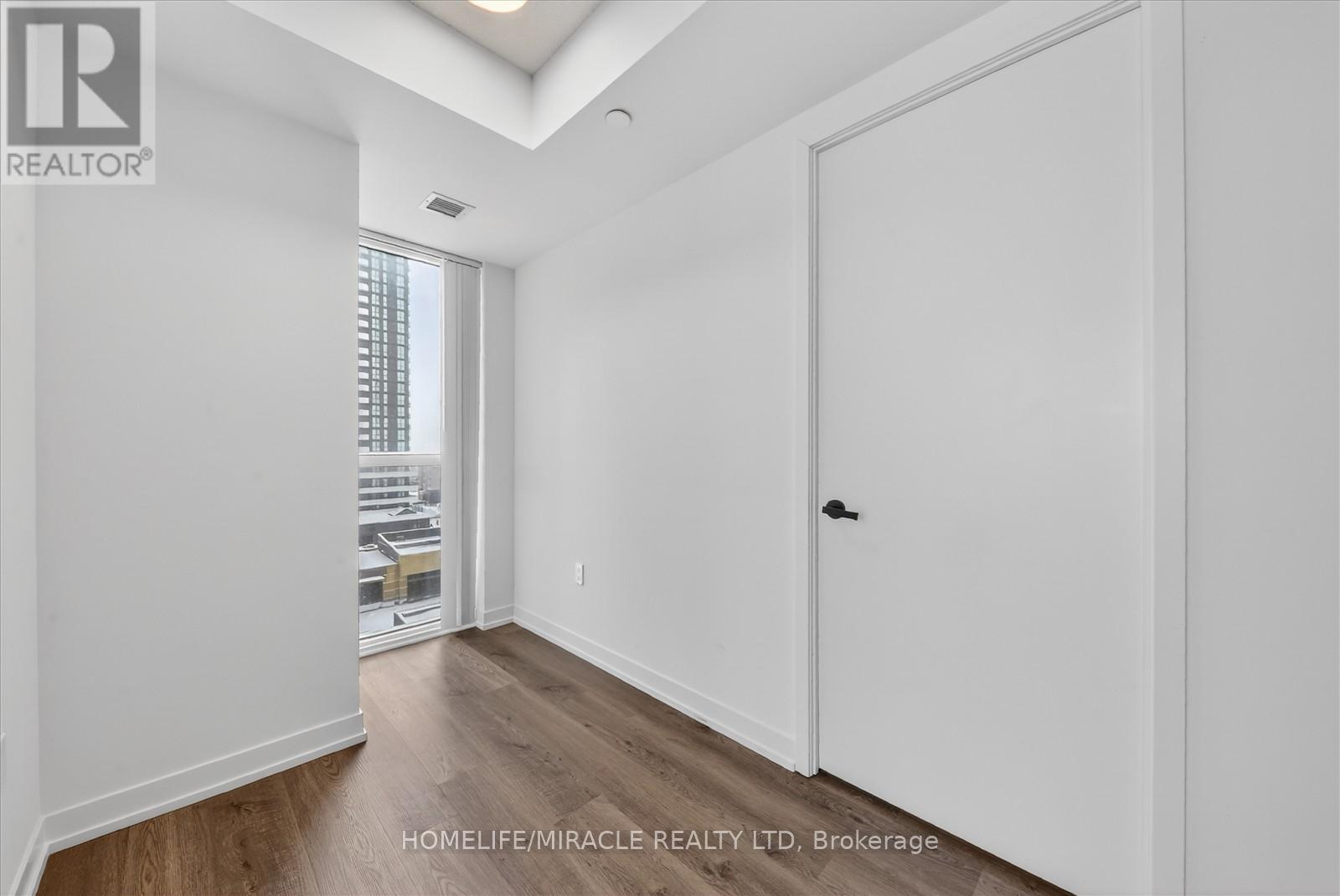 915 - 195 Commerce Street, Vaughan, Ontario  L4K 0P9 - Photo 19 - N12768840