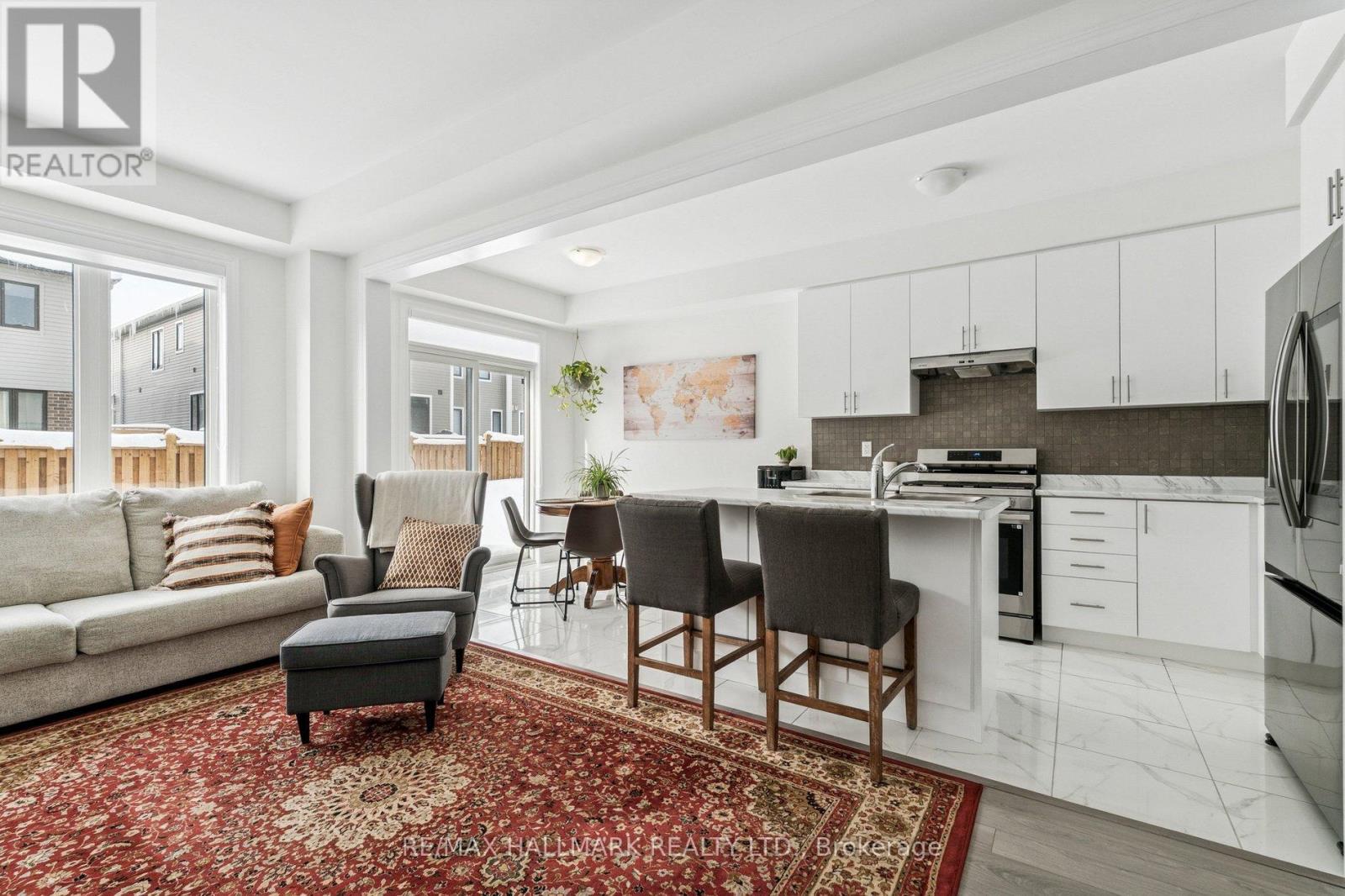 13 Tamworth Terrace, Barrie, Ontario  L9J 0W5 - Photo 12 - S12774692