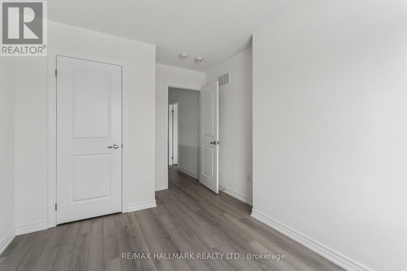 13 Tamworth Terrace, Barrie, Ontario  L9J 0W5 - Photo 24 - S12774692