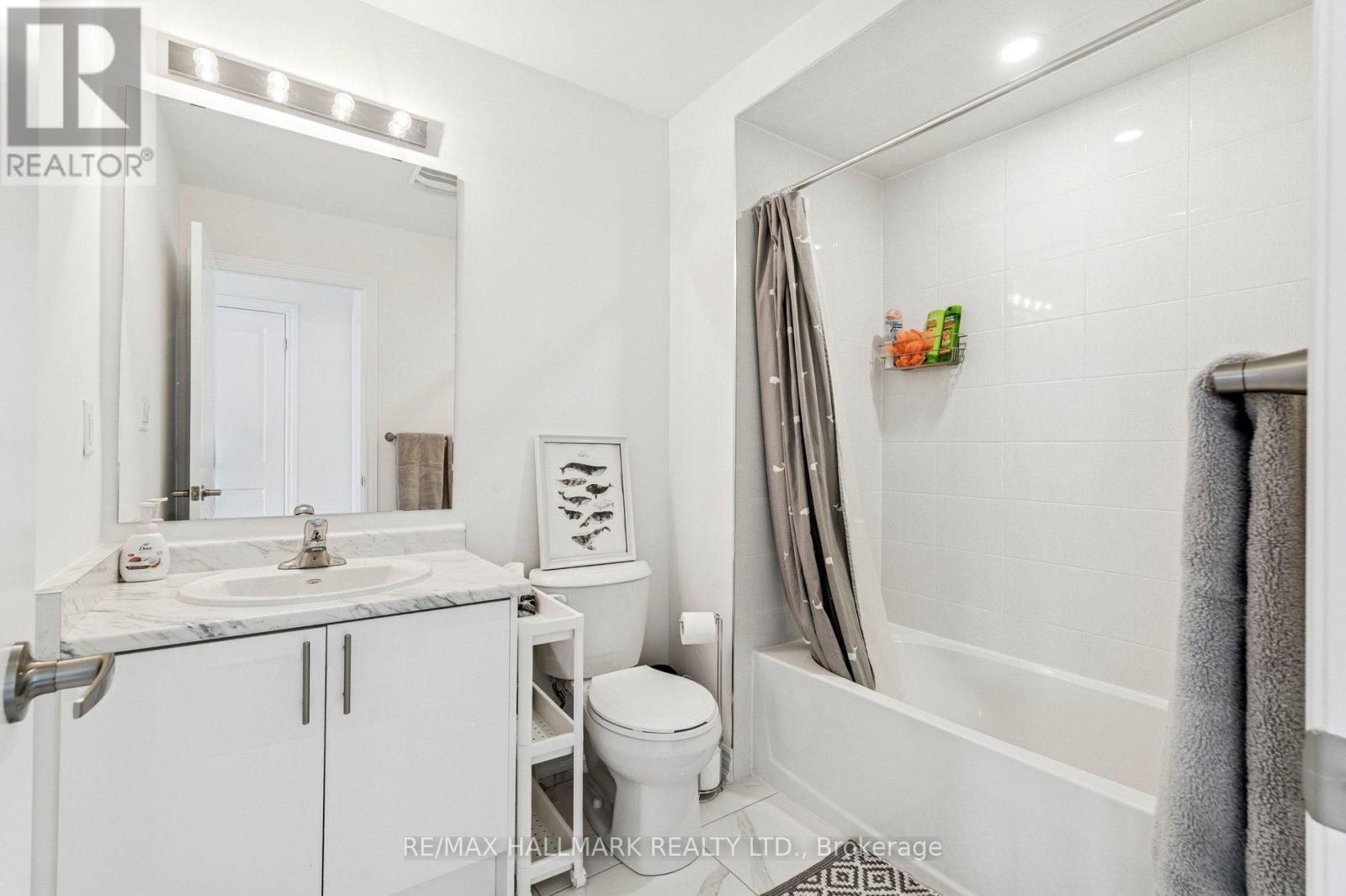 13 Tamworth Terrace, Barrie, Ontario  L9J 0W5 - Photo 25 - S12774692